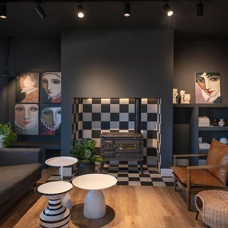 City'S Best-Kept Secret, Eclectic & Luxe Getaway Kalamata Exteriör bild